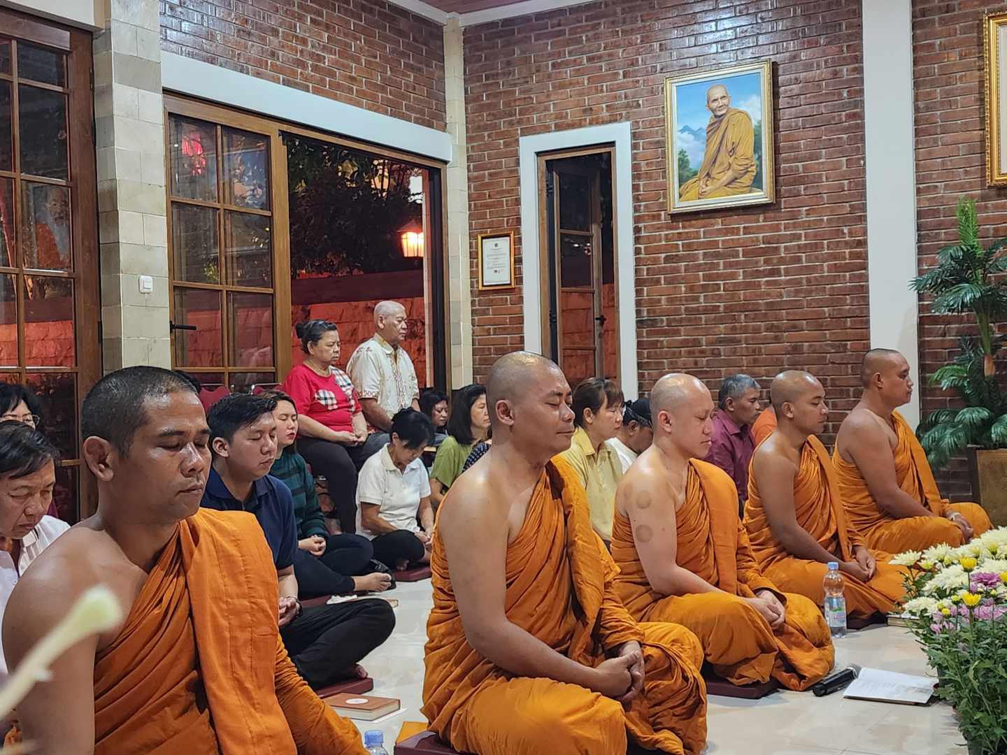 Peringatan 5 Tahun Wafat Y.A. Mahathera Dharmasuryabhumi Digelar Khidmat di Vihara Gunung Pati, Semarang
