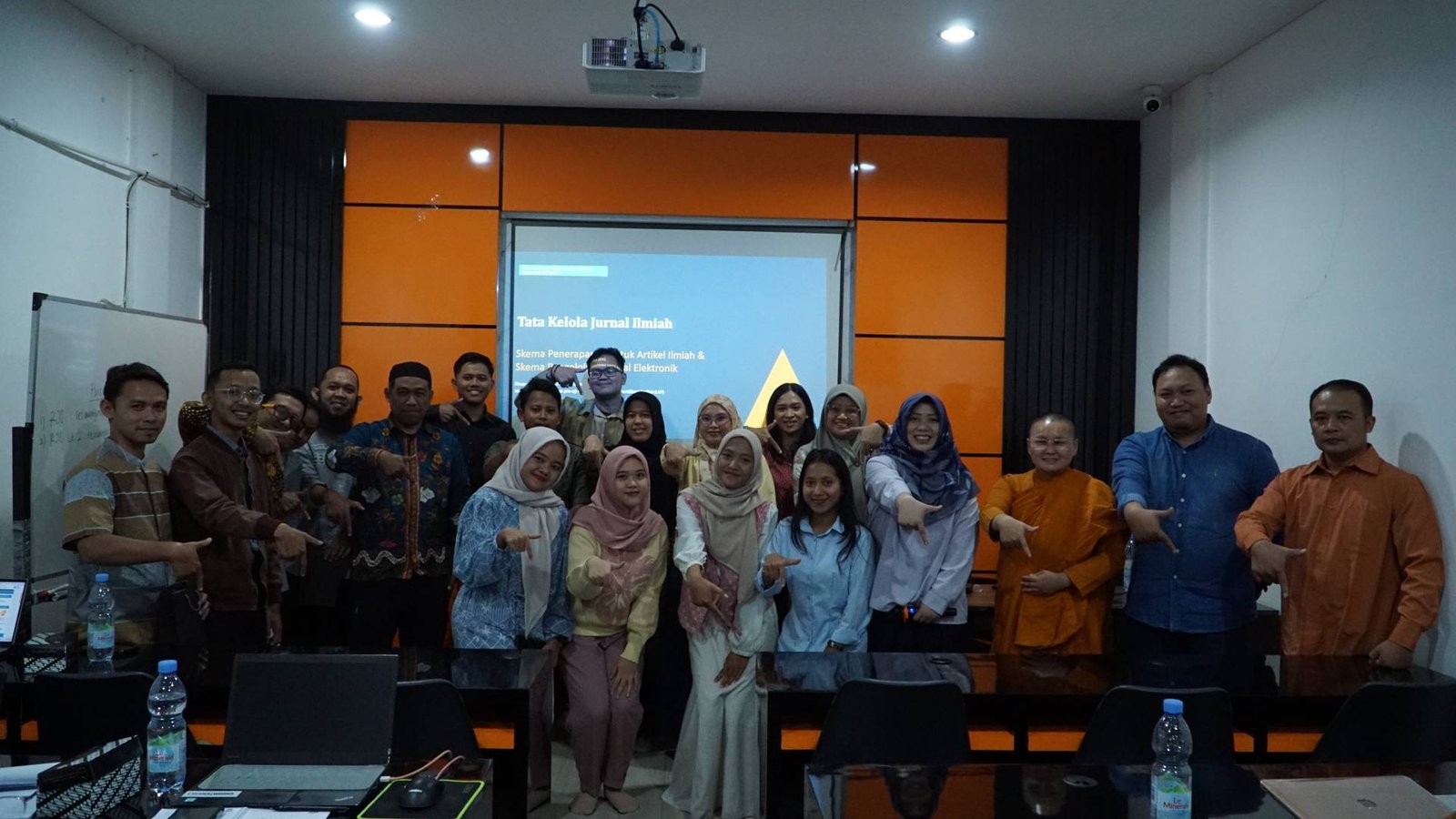 Dosen dan Staf STIAB Smaratungga Ikuti Pelatihan dan Uji Kompetensi Tata Kelola Jurnal Ilmiah